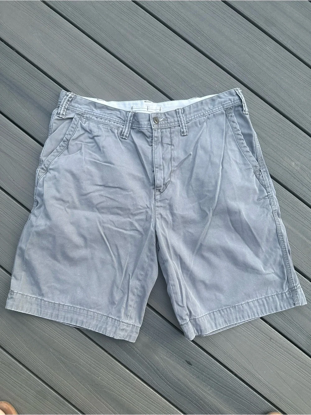 RALPH LAUREN POLO Men's Gray Casual Chino Shorts - Classic Summer Style